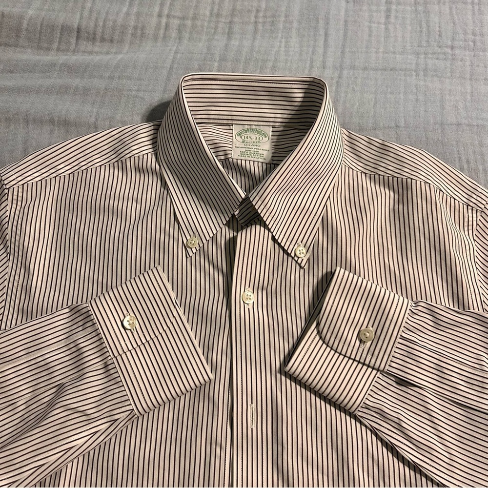 Brooks Brothers Men's Supima Cotton Pin Striped Button-Down Shirt Sz 14 1/2 - 33